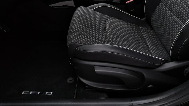 Kia Nowy Ceed 1.5T-GDI 140 KM 7DCT Business Line +AEB SalonPL FV23%