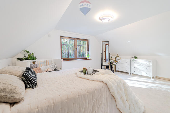 Leśny dom pośród jezior w Miedzichowie