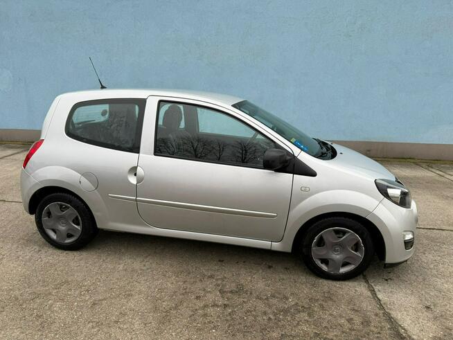 Renault Twingo 1,2 benzyna 75KM, uszkodzony,