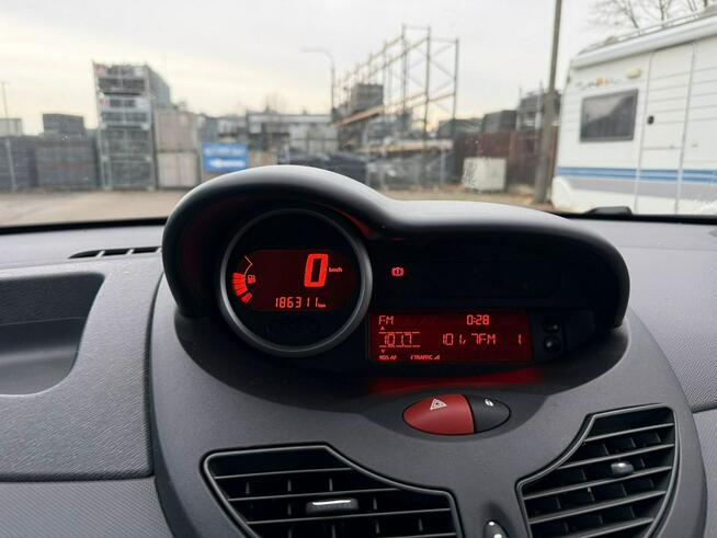 Renault Twingo 1,2 benzyna 75KM, uszkodzony,