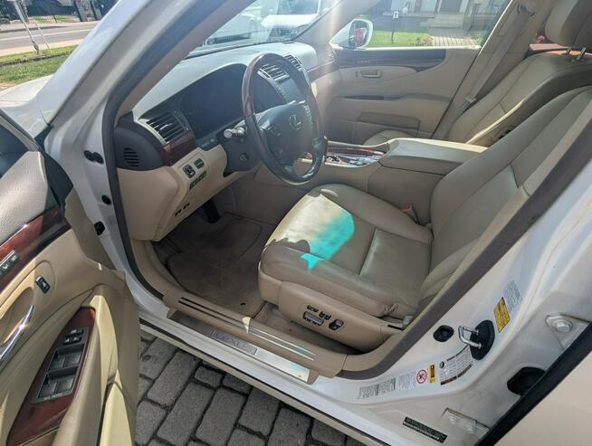 LS 460 V8 4x4 (AWD)/zarejestrowany w Polsce