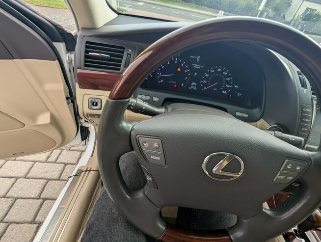 LS 460 V8 4x4 (AWD)/zarejestrowany w Polsce