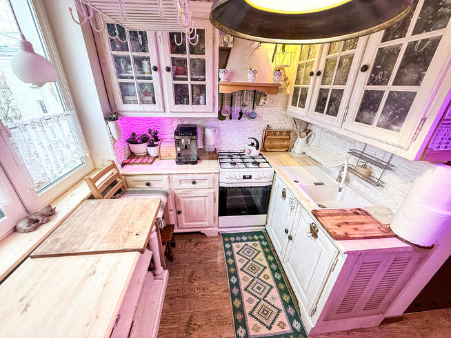 Klimatyczna kawalerka 34,1 m² w kamienicy