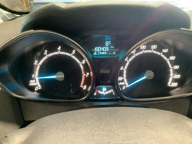 Ford Fiesta Turbo,5 drzwi, podgrzewana szyba czołowa, isofix, drugie koła alufelgi