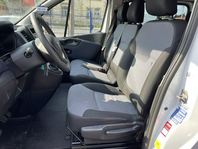 Vivaro L2H1 LONG 1.6CDTI 121KM 2xKLIMA 9-osobowy 2019 Bezwypadkowy