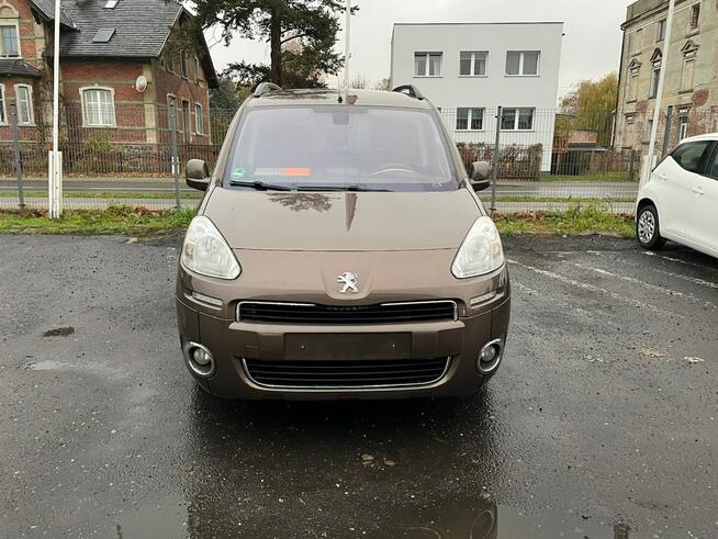 Peugeot Partner Tepee 1.6 VTi 120KM Family Model 2013