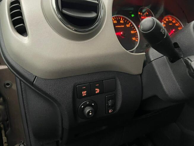 Peugeot Partner Tepee 1.6 VTi 120KM Family Model 2013