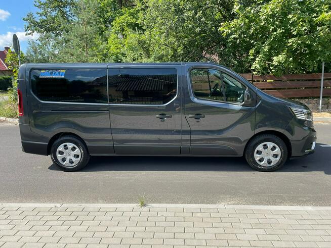 Renault Trafic 2.0dci 150KM 9-osobowy do przewozu niepełnosprawnych RAMPA 2022 PFRON