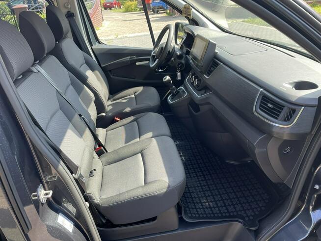 Renault Trafic 2.0dci 150KM 9-osobowy do przewozu niepełnosprawnych RAMPA 2022 PFRON