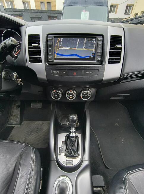 Peugeot 4007 ALU 16"|skóra|HAK|nawigacja |automat|2 x koła ALU|7-osobowy