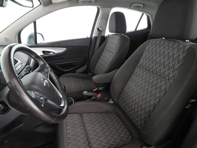 Opel Mokka navi klima auto grzane fotele kamera i czujniki parkowania
