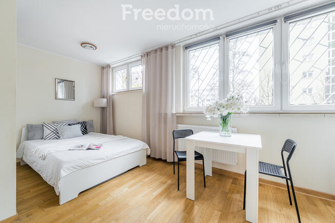 Kawalerka z osobną kuchnią – Grochów, Kordeckiego