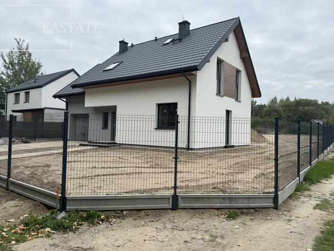 Dom Osowiec gm. Żabia Wola,