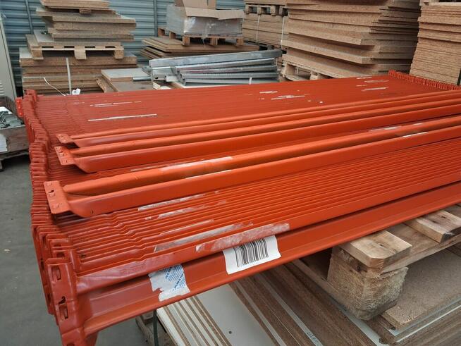 Regały półkowe magazynowe