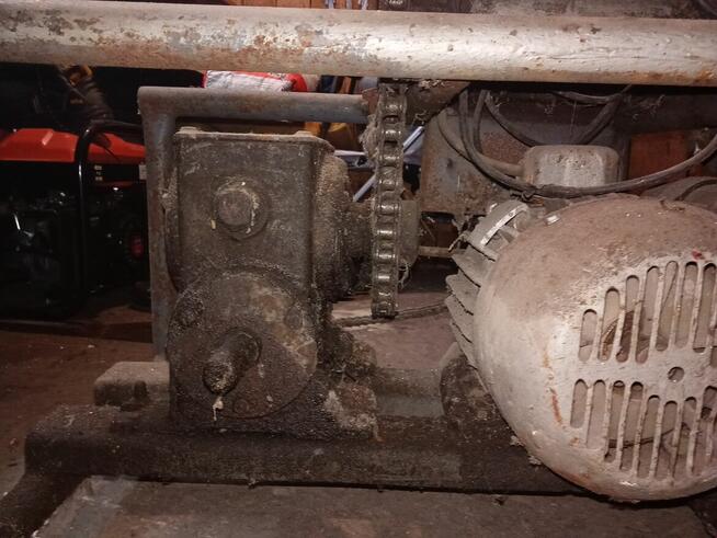 posiadam maszyny budowlane