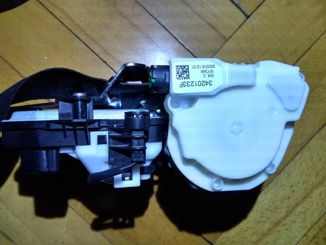 Pasy bezpieczeństwa BMW 740i 750i 2016-2019 (S2740237009)