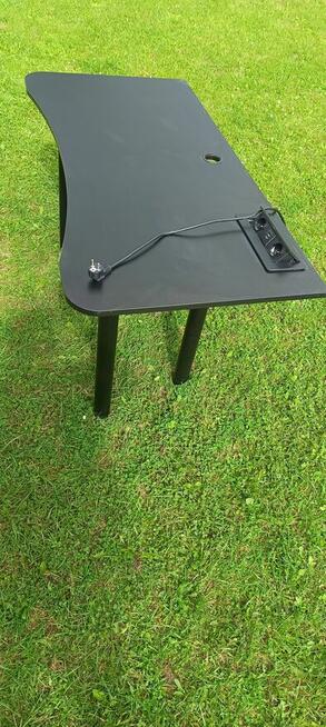 Sprzedam biurko gamingowe