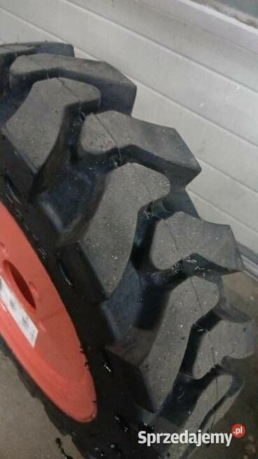 Koło opona pełna solid 5.70-12 Bobcat S70 wózek widłowy