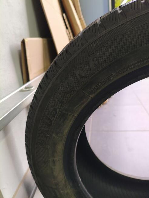 Opony ZIMOWE AUSTONE SKADI 901 M+S roczne 195/60/15 4 szt.