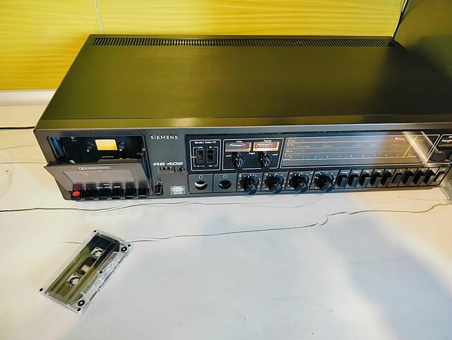 Siemens RS 402 Amplituner z magnetofonem -sprawne.