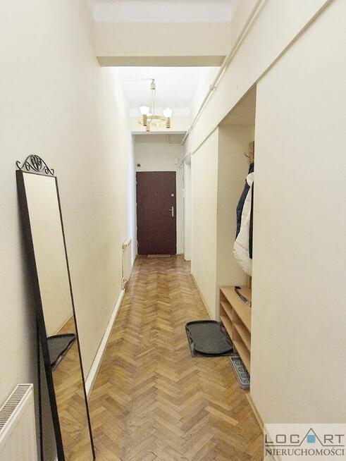 Duży pokój (18 m2), mieszkanie 2-pokojowe, ul. Starowiślna