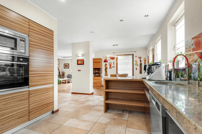 Tychy-Glinka piękny dom na wspaniałej działce.