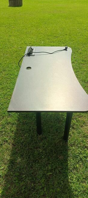 Sprzedam biurko gamingowe