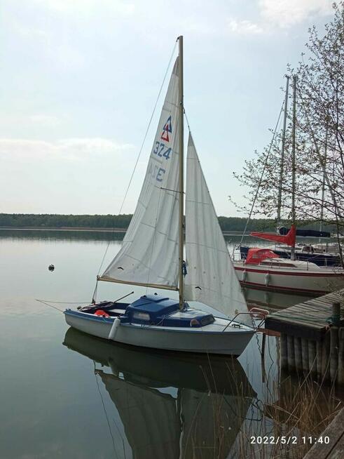 Sprzedam Jacht żaglowy