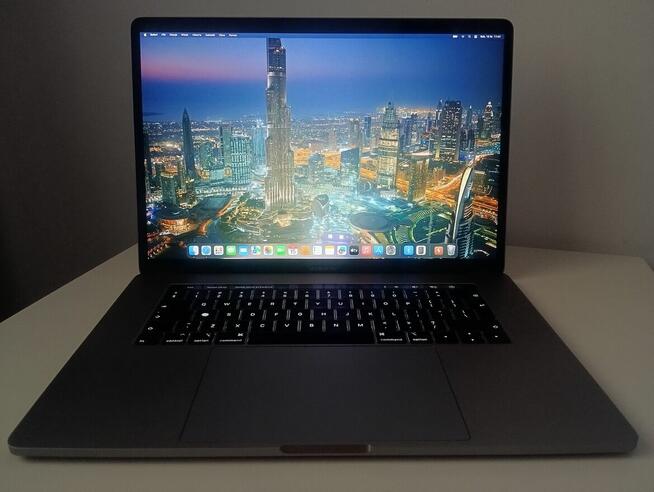 Macbook Pro A1990 2019/15,4 Retina/i9/16GB/512GB SSD/Touch