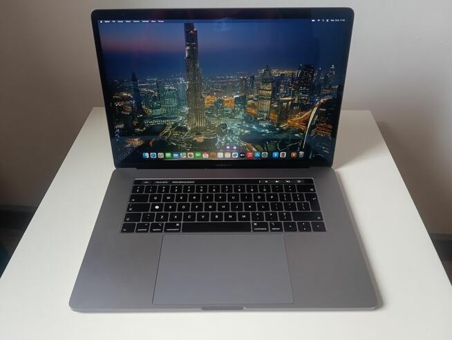 Macbook Pro A1990 2019/15,4 Retina/i9/16GB/512GB SSD/Touch