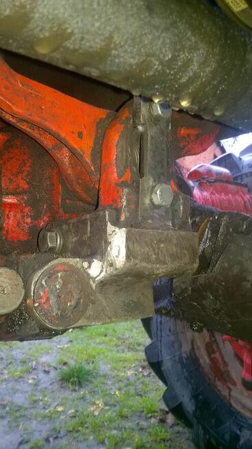 Wspornik uchwyt siłownia wspomagania MTZ 82