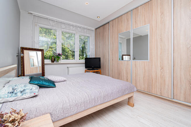 Przestronne 3-pokojowe mieszkanie z balkonem