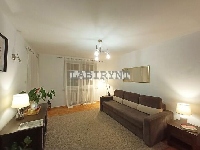 M-3 Grota-Roweckiego 62m2, 2.piętro, balkon