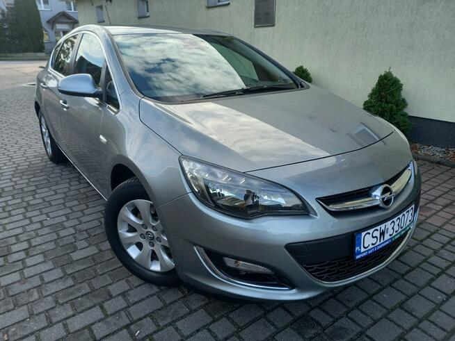 Opel Astra 1.6Cdti Ledy Hathback Duża Navi 146TysKm Przebiegu NowyRozrząd Zadbana