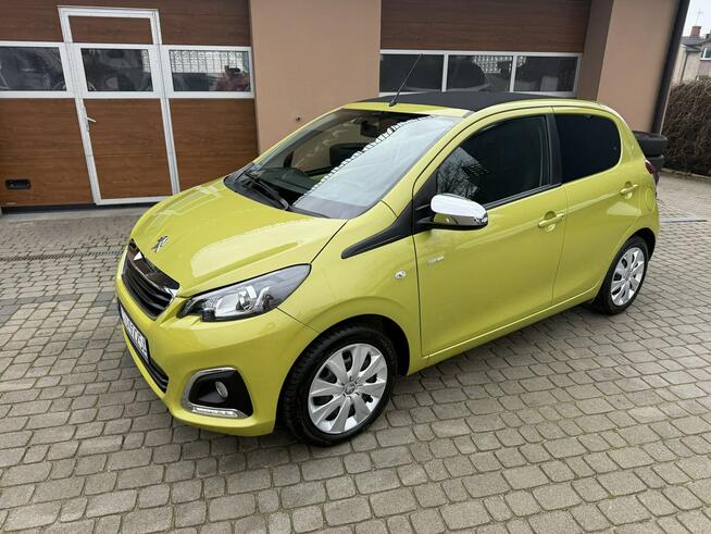 Peugeot 108 1,0 72KM Klimatyzacja CarPlay Otwierany dach Opony lato+zima