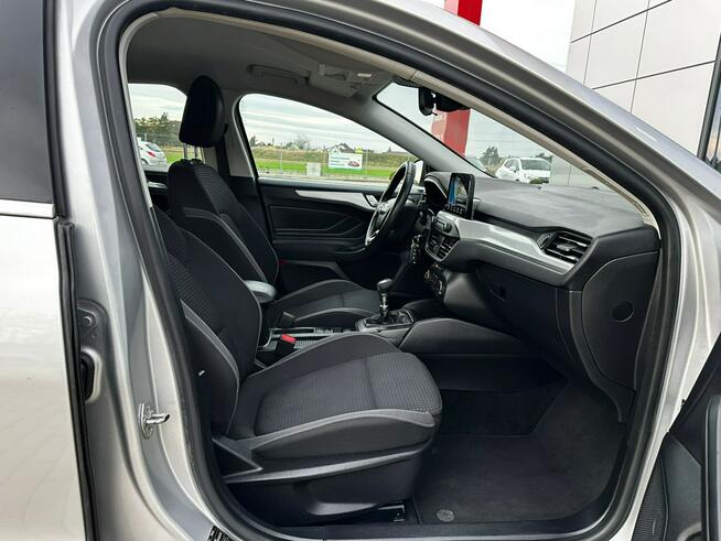 Ford Focus Grzane fotele+Kierownica Asystent Tempomat Czujniki Navi Alu GWARANCJA