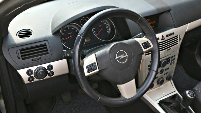 Opel Astra II CABRIO 1,6-Podgrzewane Fotele-Multifunkcja-Klimatyzacja