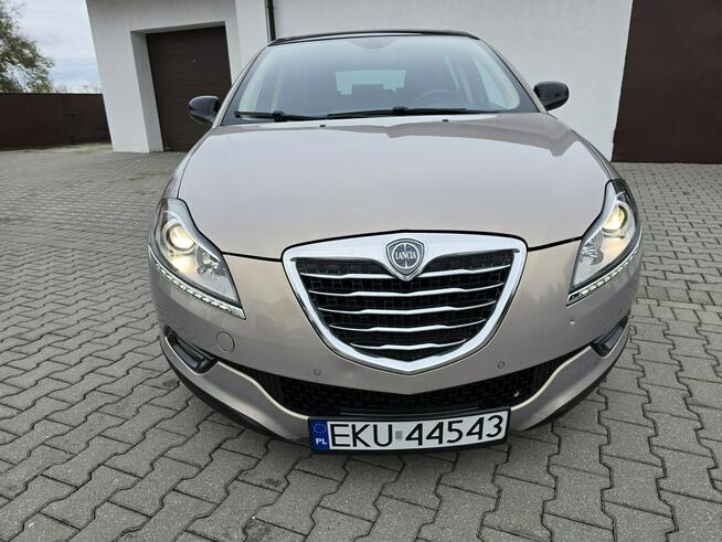 Lancia Delta 1.4Turbo M-Jet 140KM Alcantara Navigacja Klimatronic LedyPanorama Dach