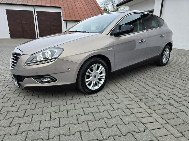 Lancia Delta 1.4Turbo M-Jet 140KM Alcantara Navigacja Klimatronic LedyPanorama Dach