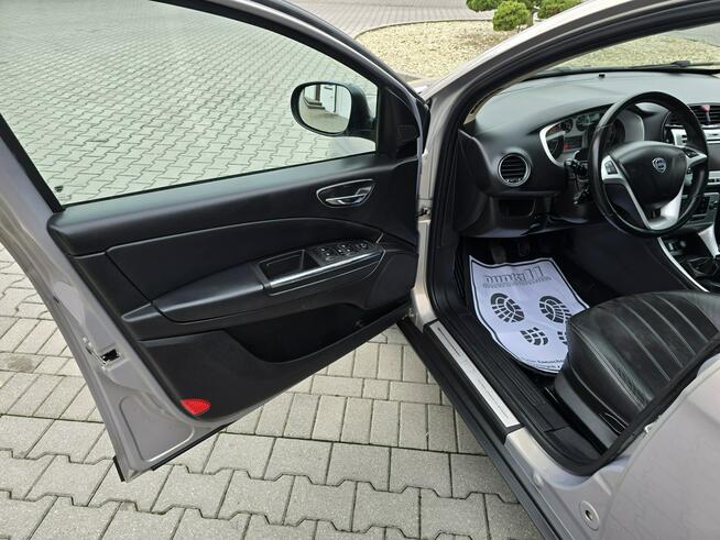 Lancia Delta 1.4Turbo M-Jet 140KM Alcantara Navigacja Klimatronic LedyPanorama Dach