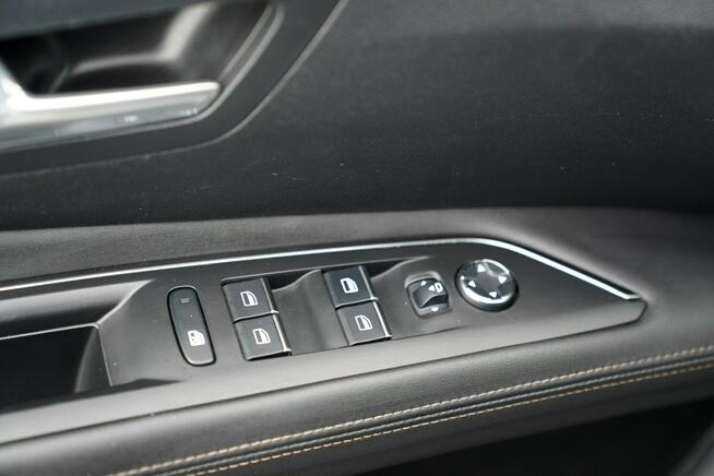 Peugeot 3008 GT ful led skóra masaze ACC kamery EL.KLAPA sam parkuje blis MAX OP