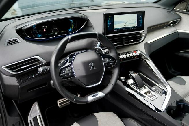 Peugeot 3008 GT ful led skóra masaze ACC kamery EL.KLAPA sam parkuje blis MAX OP