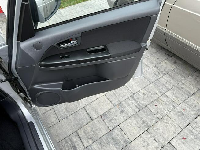 Suzuki SX4 Niski oryginalny przebieg !!!