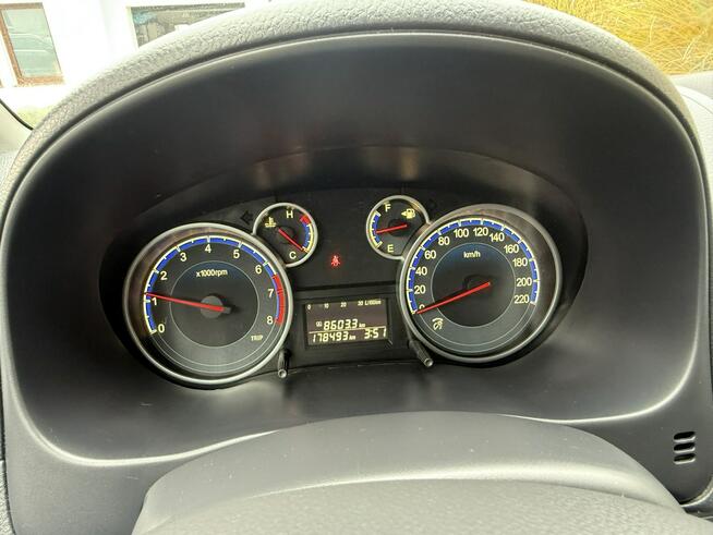 Suzuki SX4 Niski oryginalny przebieg !!!