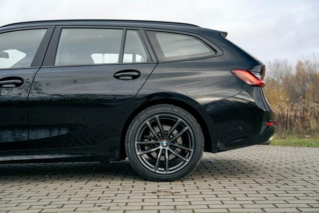 BMW 320d Touring Advantage, bogate wyposażenie, stan idealny