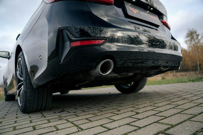 BMW 320d Touring Advantage, bogate wyposażenie, stan idealny