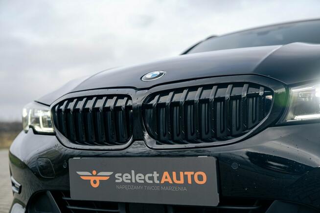 BMW 320d Touring Advantage, bogate wyposażenie, stan idealny