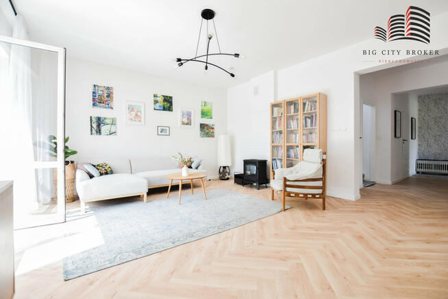 Dom Krępiec gm. Mełgiew, Szkolna