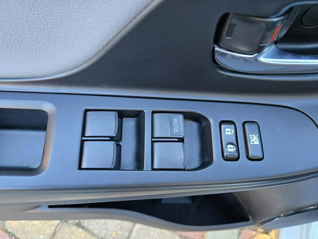 Toyota Yaris 1,33 VVT-i Premium e6w