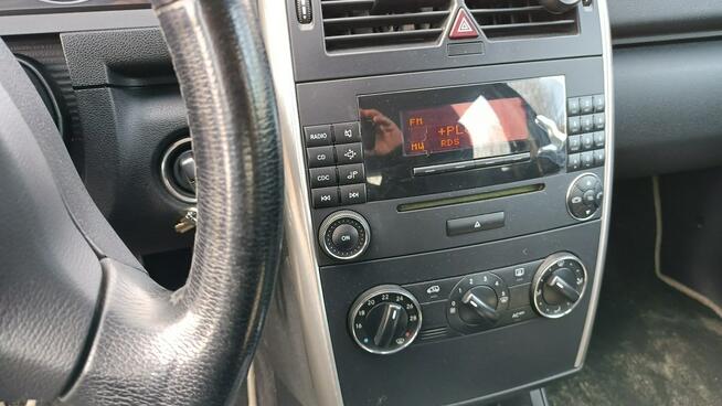 Mercedes A 180 Automat. Ekonomiczny. Bez rdzy !